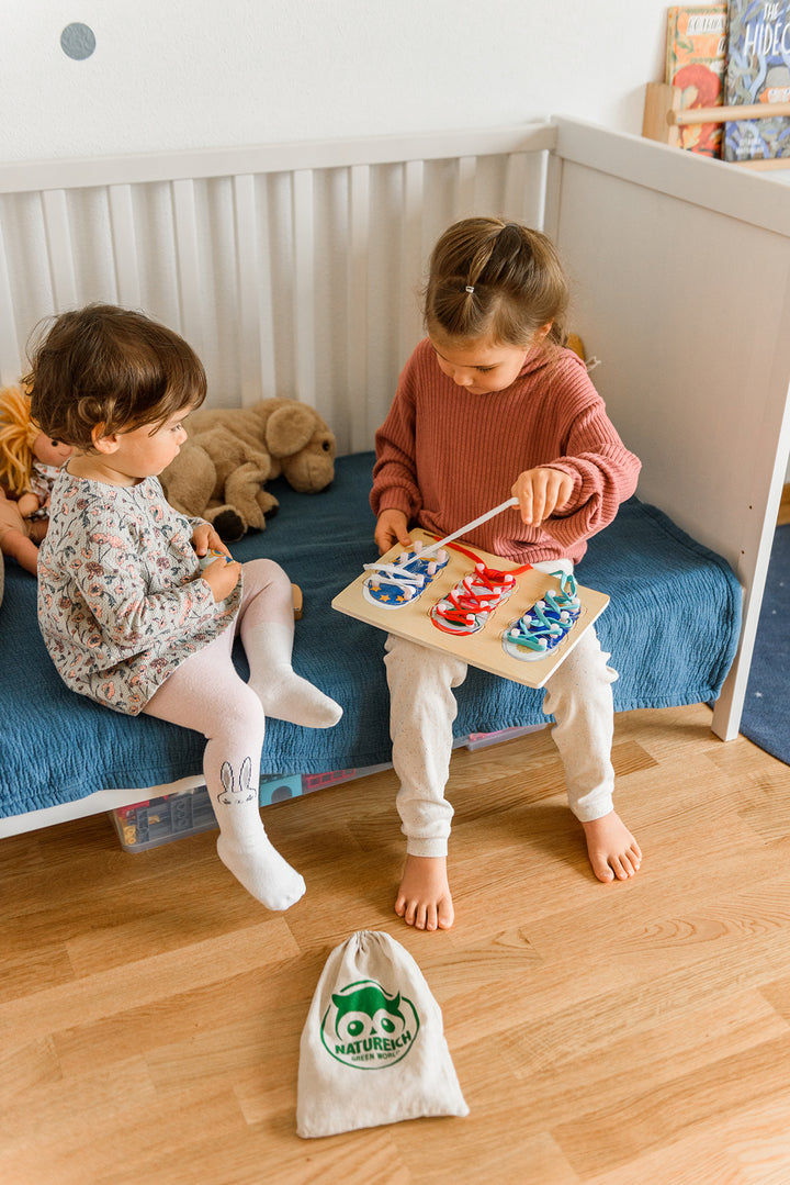 Natureich Holzschuh Puzzle für Kinder Schuhe Schleife Lernen - Natureich
